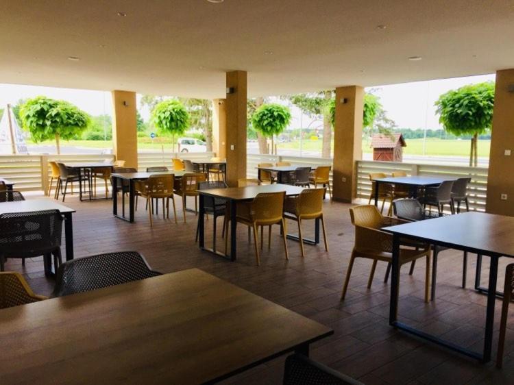 فندق Restavracija In Prenocisca Carda Martjanci المظهر الخارجي الصورة